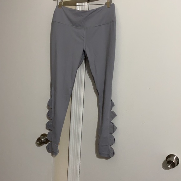 Victoria’s Secret leggings - Picture 2 of 9